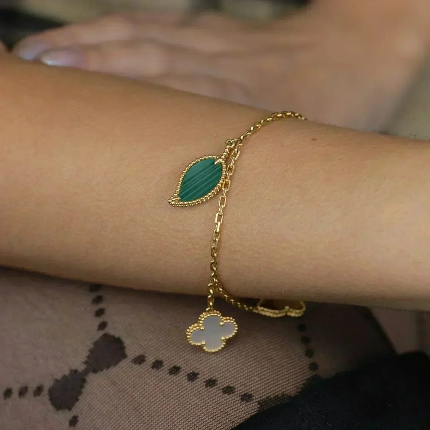 [Novalux]LUCKY NATURE MULTI-CHARM BRACELET