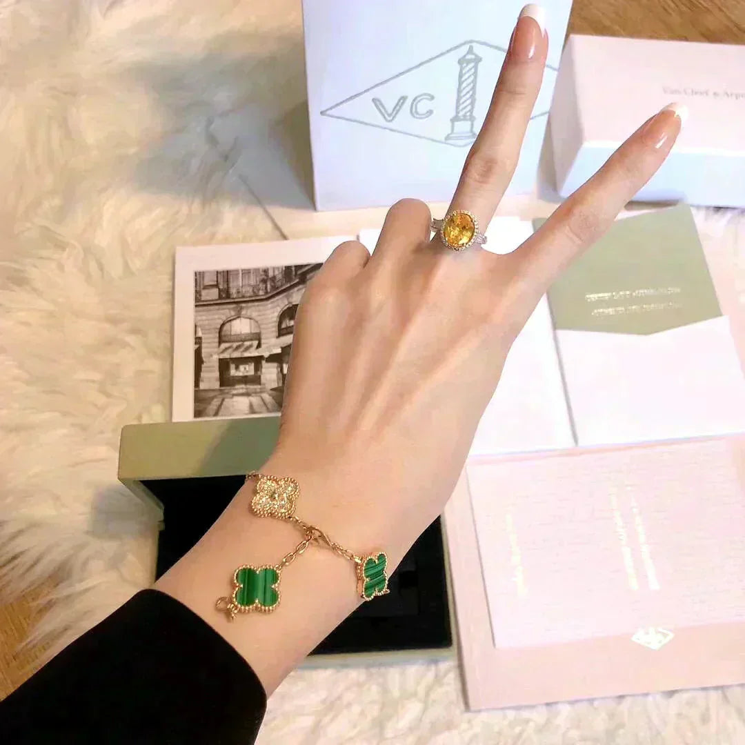 [Novalux]LUCKY CLOVER 5-MOTIF BRACELET - MALACHITE COLLECTION