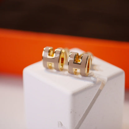 [Novalux]MINI POP H GOLD EARRINGS GREY