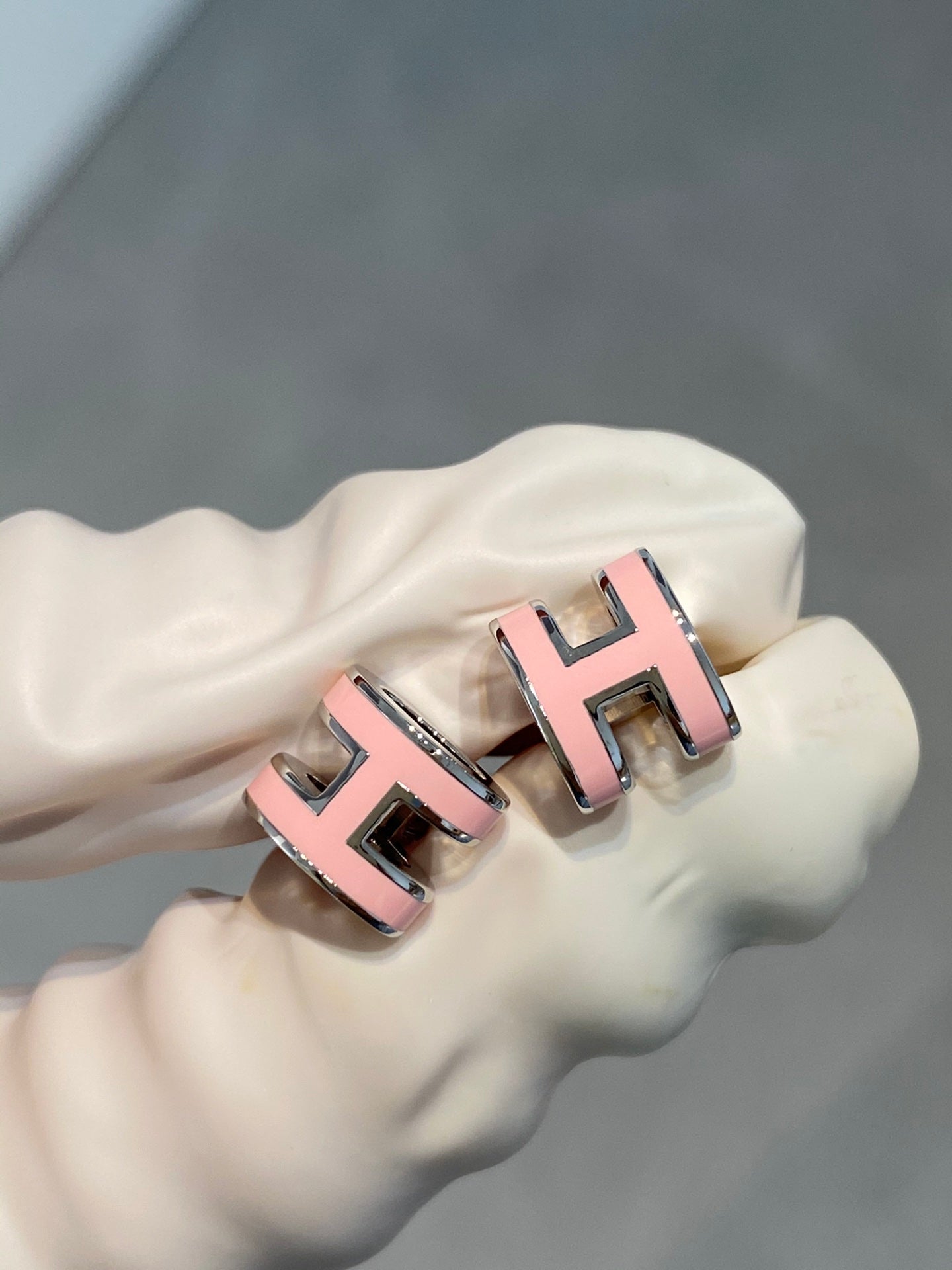 [Novalux]MINI POP H SILVER EARRINGS PINK