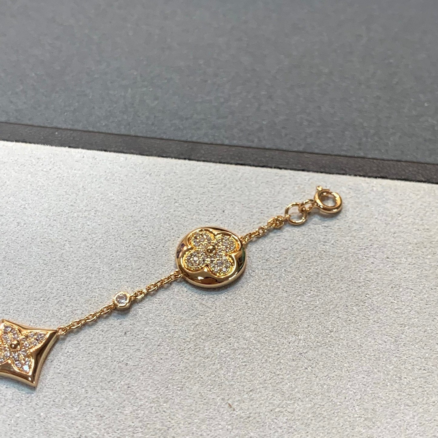 [Novalux]STAR AND SUN 4 MOTIFS GOLD DIAMONDS BRACELET