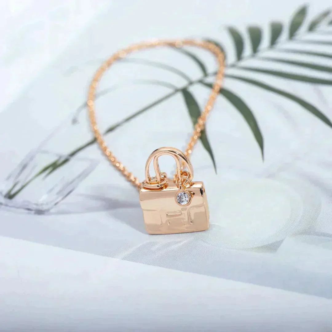 [Novalux]AMULETTE PEDANT ROSE GOLD NECKLACE