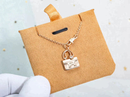 [Novalux]AMULETTE PEDANT ROSE GOLD NECKLACE