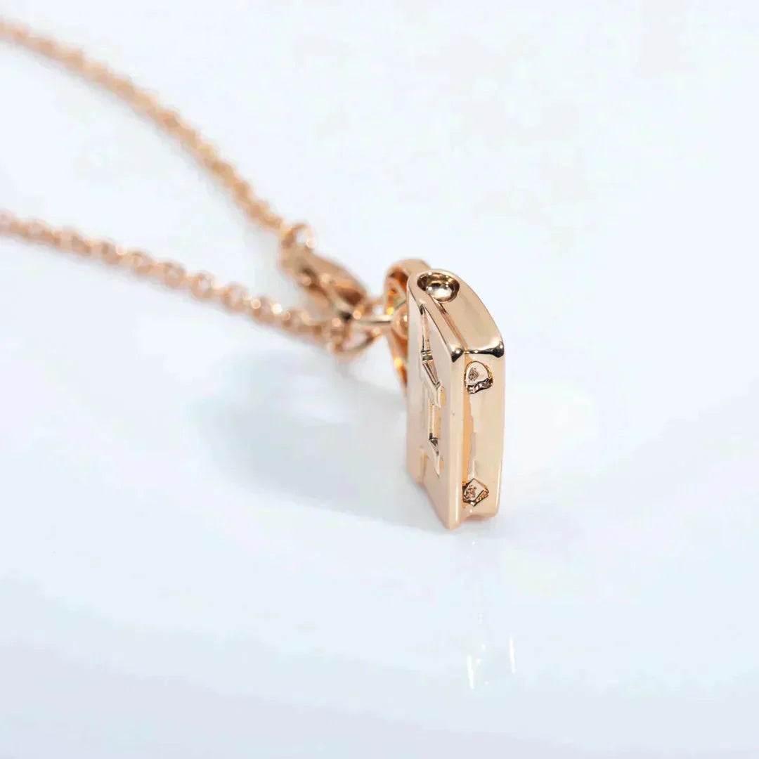 [Novalux]AMULETTE PEDANT ROSE GOLD NECKLACE