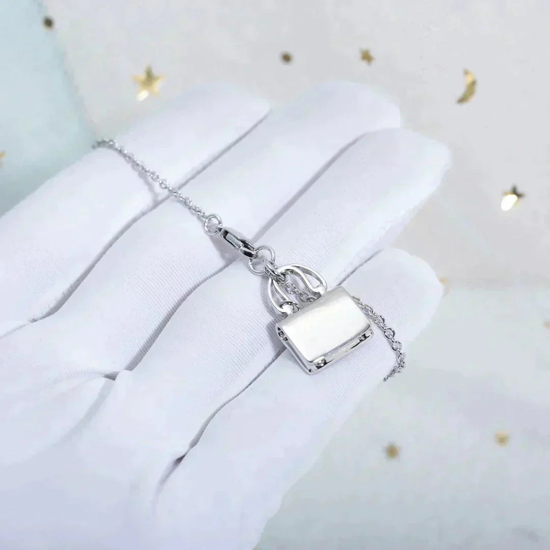 [Novalux]AMULETTE PEDANT SILVER NECKLACE