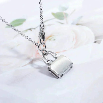 [Novalux]AMULETTE PEDANT SILVER NECKLACE
