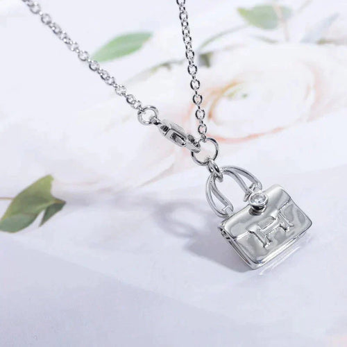 [Novalux]AMULETTE PEDANT SILVER NECKLACE