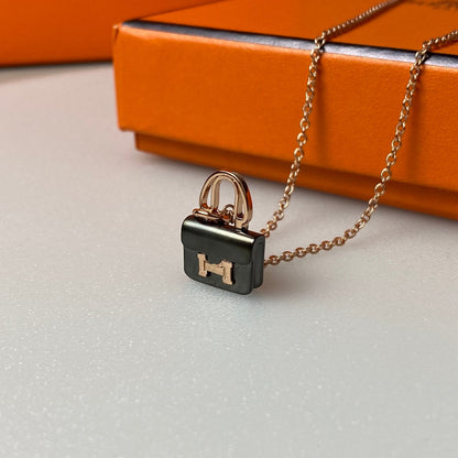 [Novalux]CONSTANCE BLACK PEDANT ROSE GOLD NECKLACE