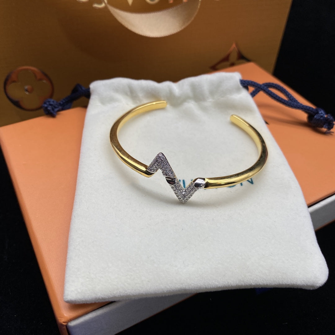 [Novalux]VOLTE UPSITE DOWN DIAMOND GOLD OPEN BRACELET