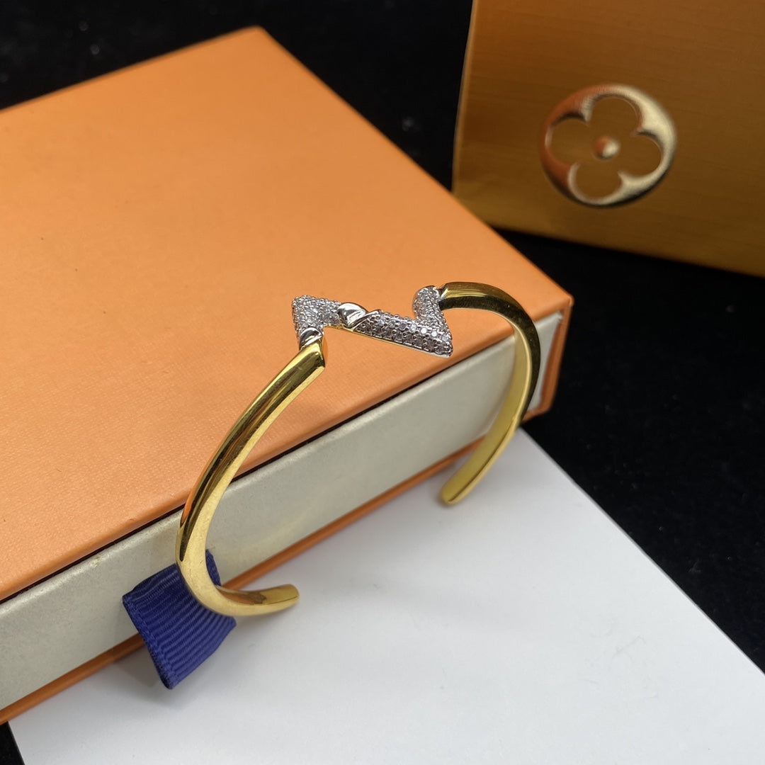 [Novalux]VOLTE UPSITE DOWN DIAMOND GOLD OPEN BRACELET