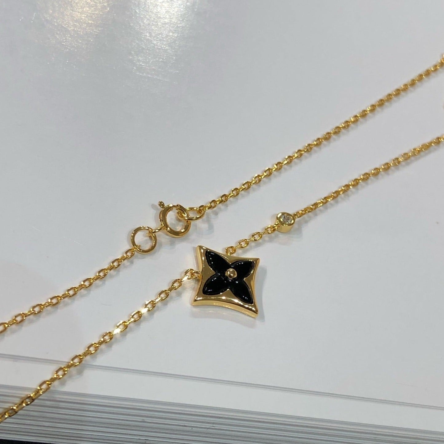[Novalux]STAR BLACK MOP NECKLACE