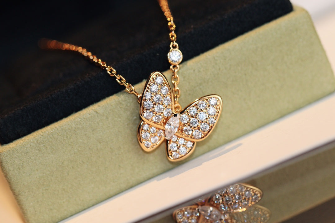 [Novalux]BUTTERFLY DIAMOND CHARM NECKLACE