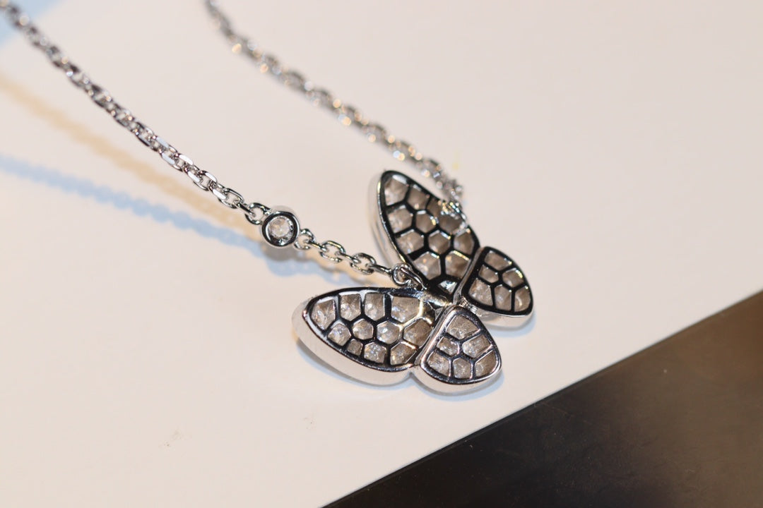 [Novalux]BUTTERFLY DIAMOND CHARM NECKLACE