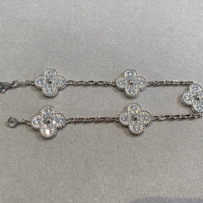 [Novalux]LUCKY CLOVER 5-MOTIF BRACELET - FULL-DIAMOND
