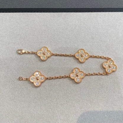 [Novalux]LUCKY CLOVER 5-MOTIF BRACELET - FULL-DIAMOND