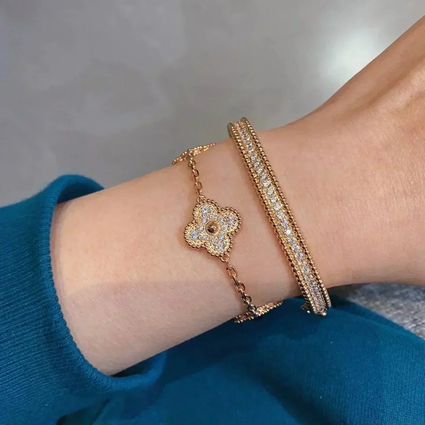 [Novalux]LUCKY CLOVER 5-MOTIF BRACELET - FULL-DIAMOND