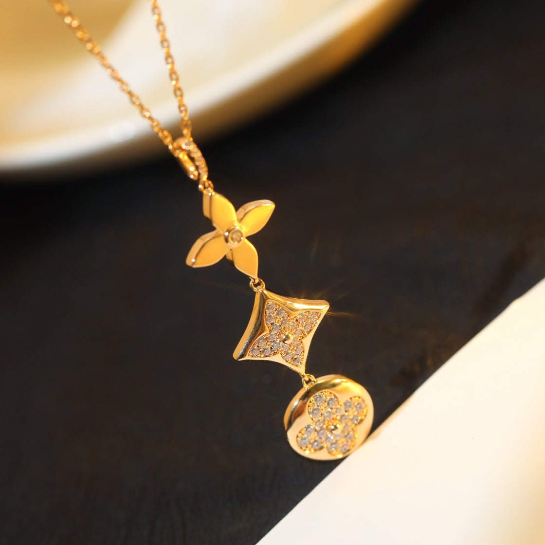 [Novalux]STAR AND SUN DIAMOND ROSE GOLD NECKLACE