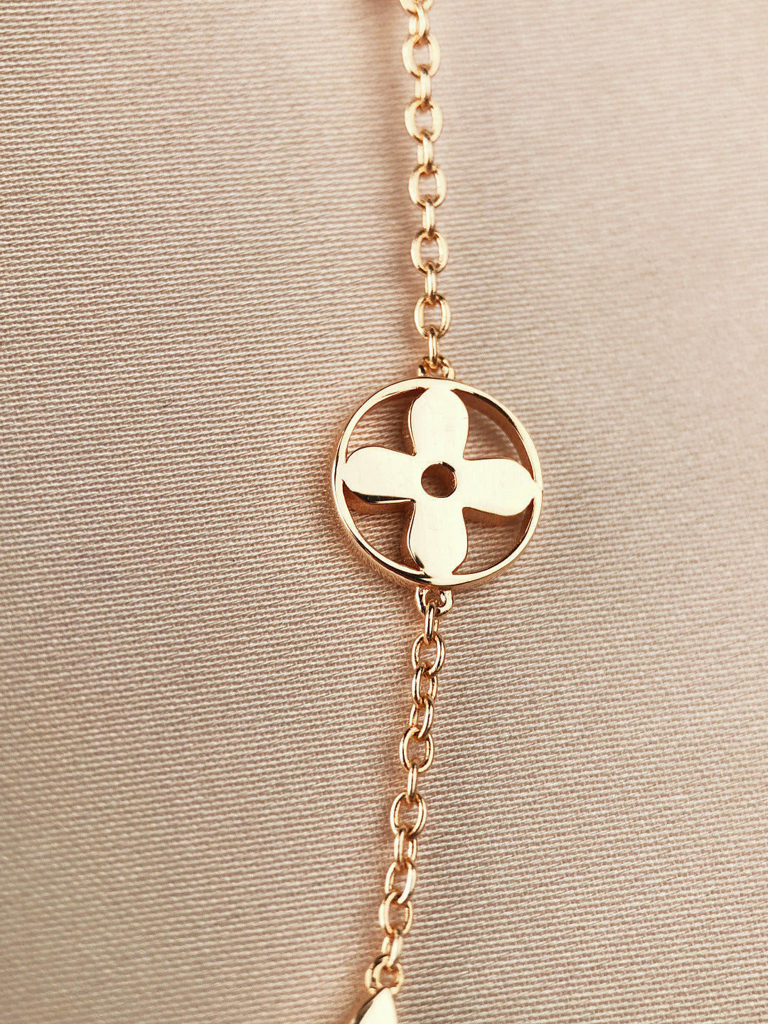 [Novalux]STAR AND SUN 7 MOTIFS GOLD BRACELET