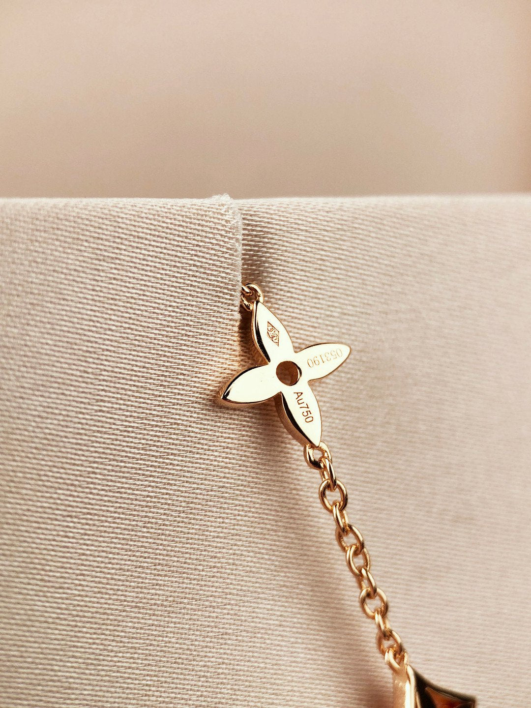 [Novalux]STAR AND SUN 7 MOTIFS GOLD BRACELET