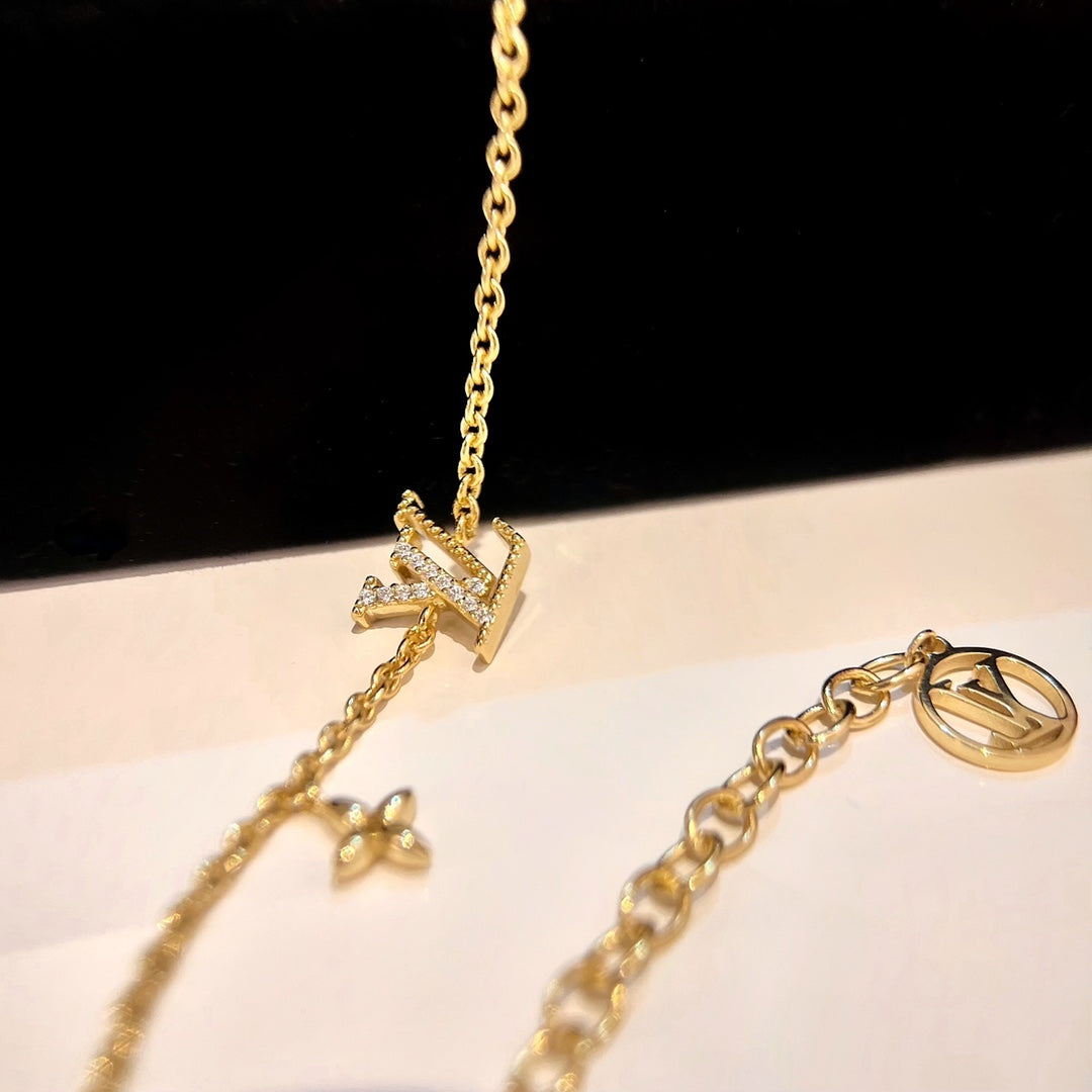 [Novalux]LOGO STAR MOTIF GOLD BRACELET