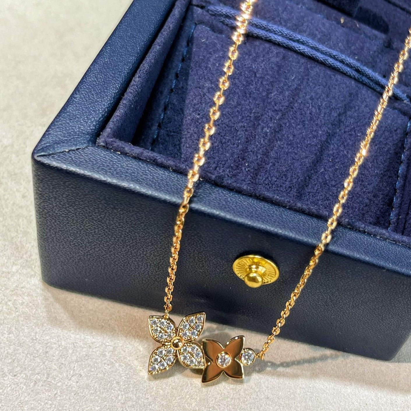 [Novalux]STAR BLOSSOM NECKLACE ROSE GOLD DIAMONDS