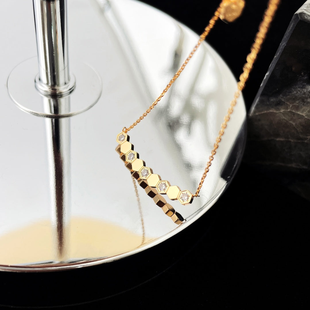 [Novalux]BEE MY LOVE DIAMOND NECKLACE