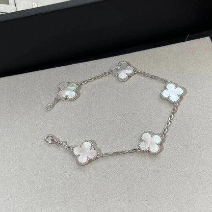 [Novalux]LUCKY CLOVER 5-MOTIF BRACELET - WHITE MOTHER-OF-PEARL COLLECTION