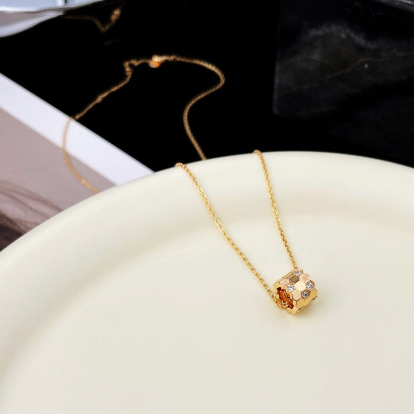 [Novalux]BEE MINI PEDANT DIAMOND NECKLACE
