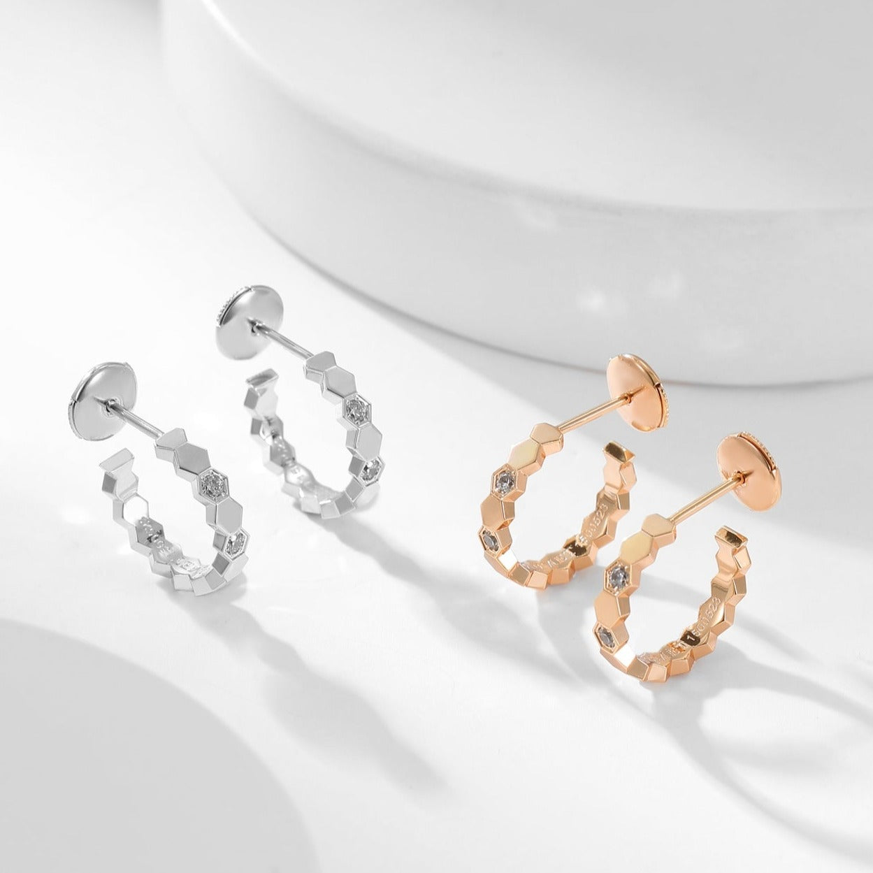 [Novalux]BEE LOVE DIAMOND HOOP EARRINGS