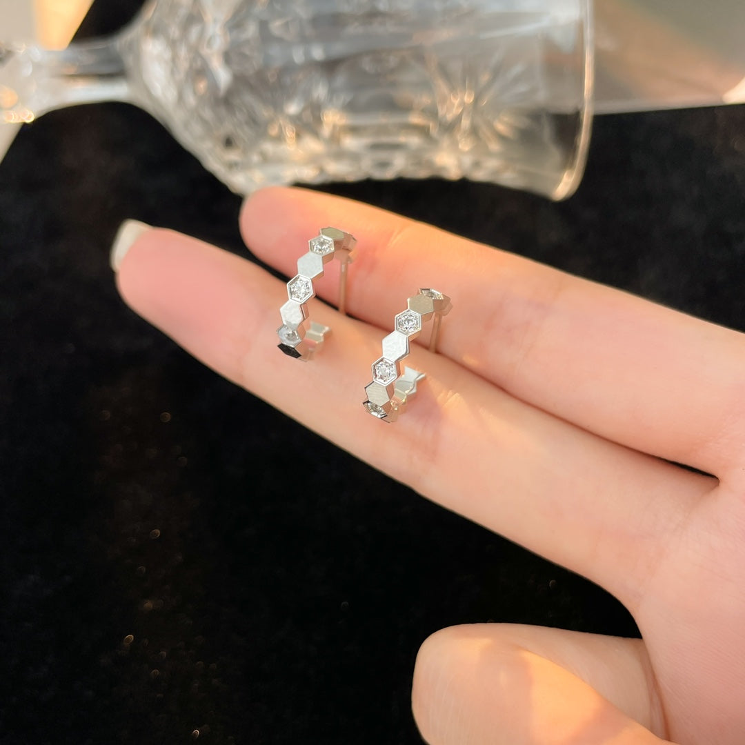 [Novalux]BEE LOVE DIAMOND HOOP EARRINGS