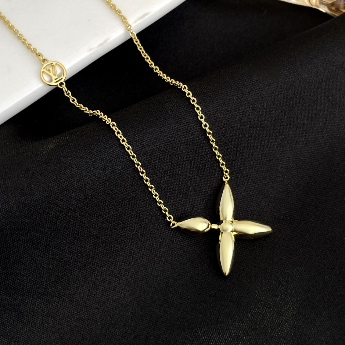 [Novalux]LOUISETTE GOLD NECKLACE