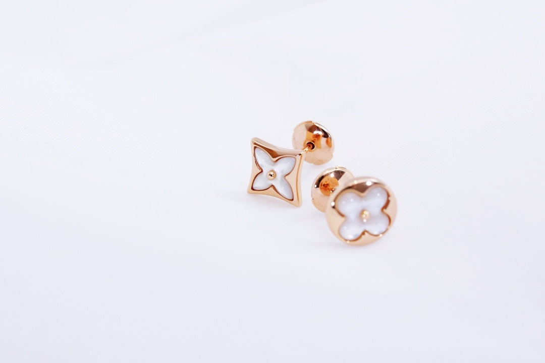 [Novalux]STAR AND SUN ROSE GOLD MOP STUD EARRINGS