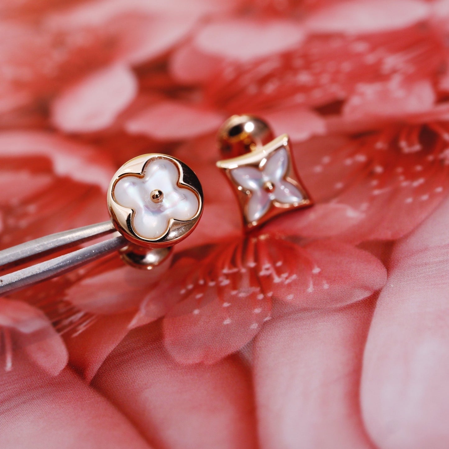 [Novalux]STAR AND SUN ROSE GOLD MOP STUD EARRINGS