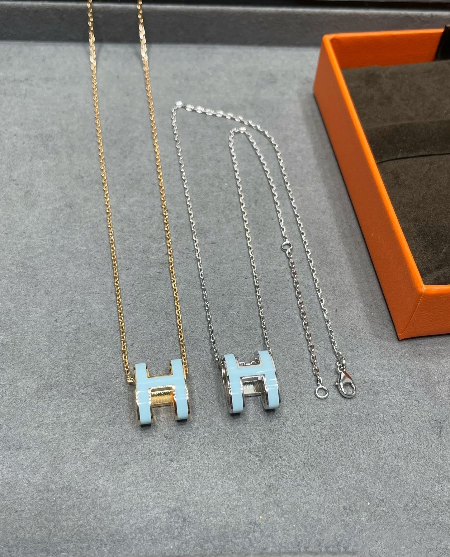[Novalux]POP H SKY BLUE NECKLACE