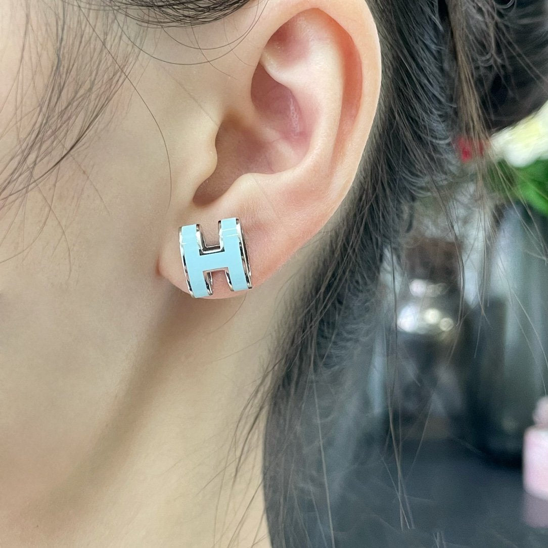 [Novalux]POP H SKY BLUE STUD EARRINGS