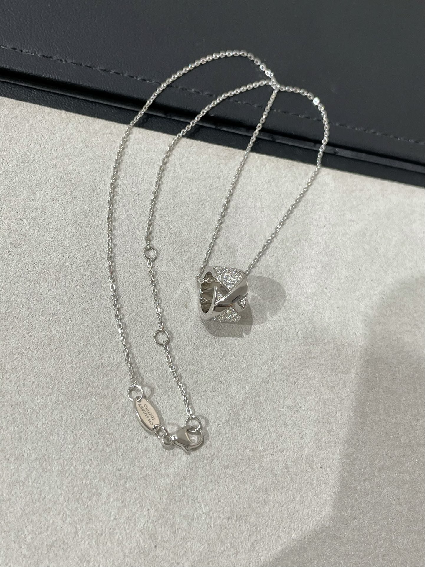 [Novalux]LIENS EVIDENCE DIAMOND PAVED NECKLACE