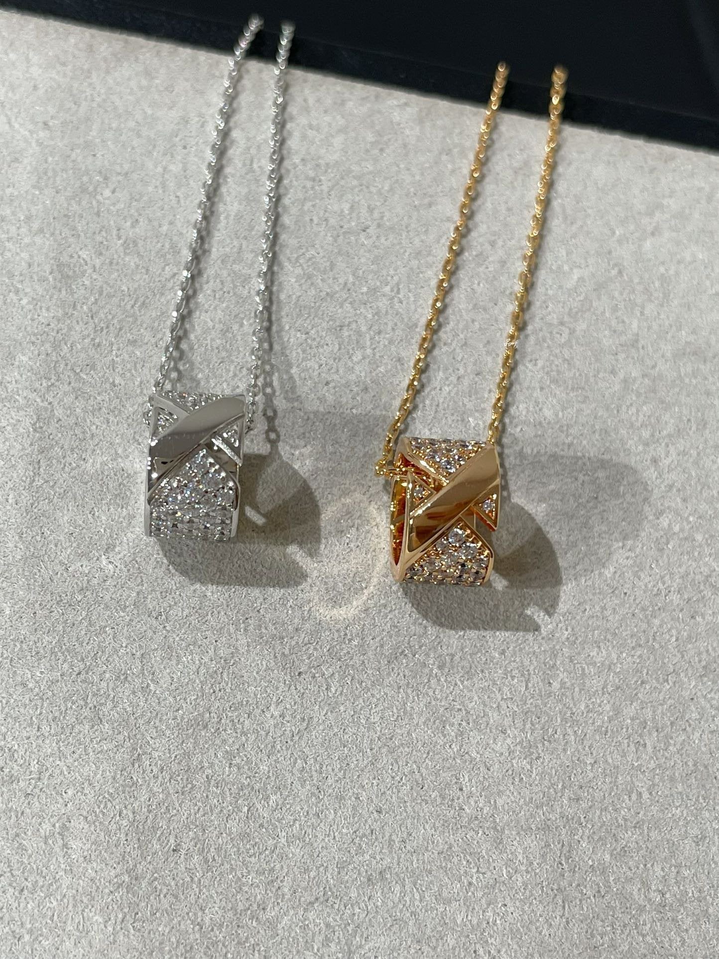 [Novalux]LIENS EVIDENCE DIAMOND PAVED NECKLACE