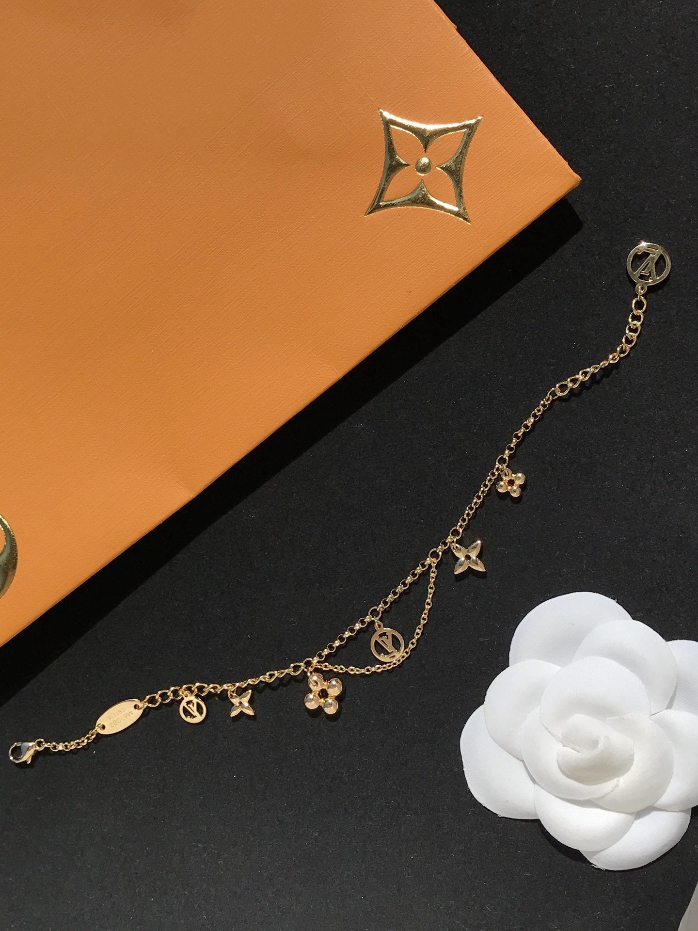 [Novalux]BLOOMING ROSE GOLD MOP BRACELET