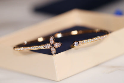[Novalux]IDYLLE GOLD OPEN BRACELET DIAMOND PAVED