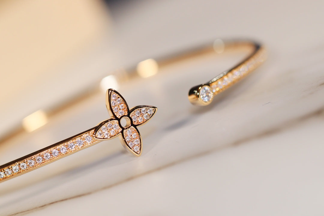 [Novalux]IDYLLE GOLD OPEN BRACELET DIAMOND PAVED