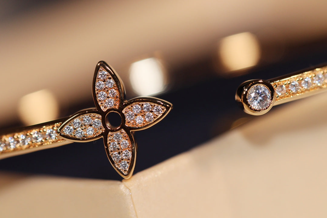 [Novalux]IDYLLE GOLD OPEN BRACELET DIAMOND PAVED