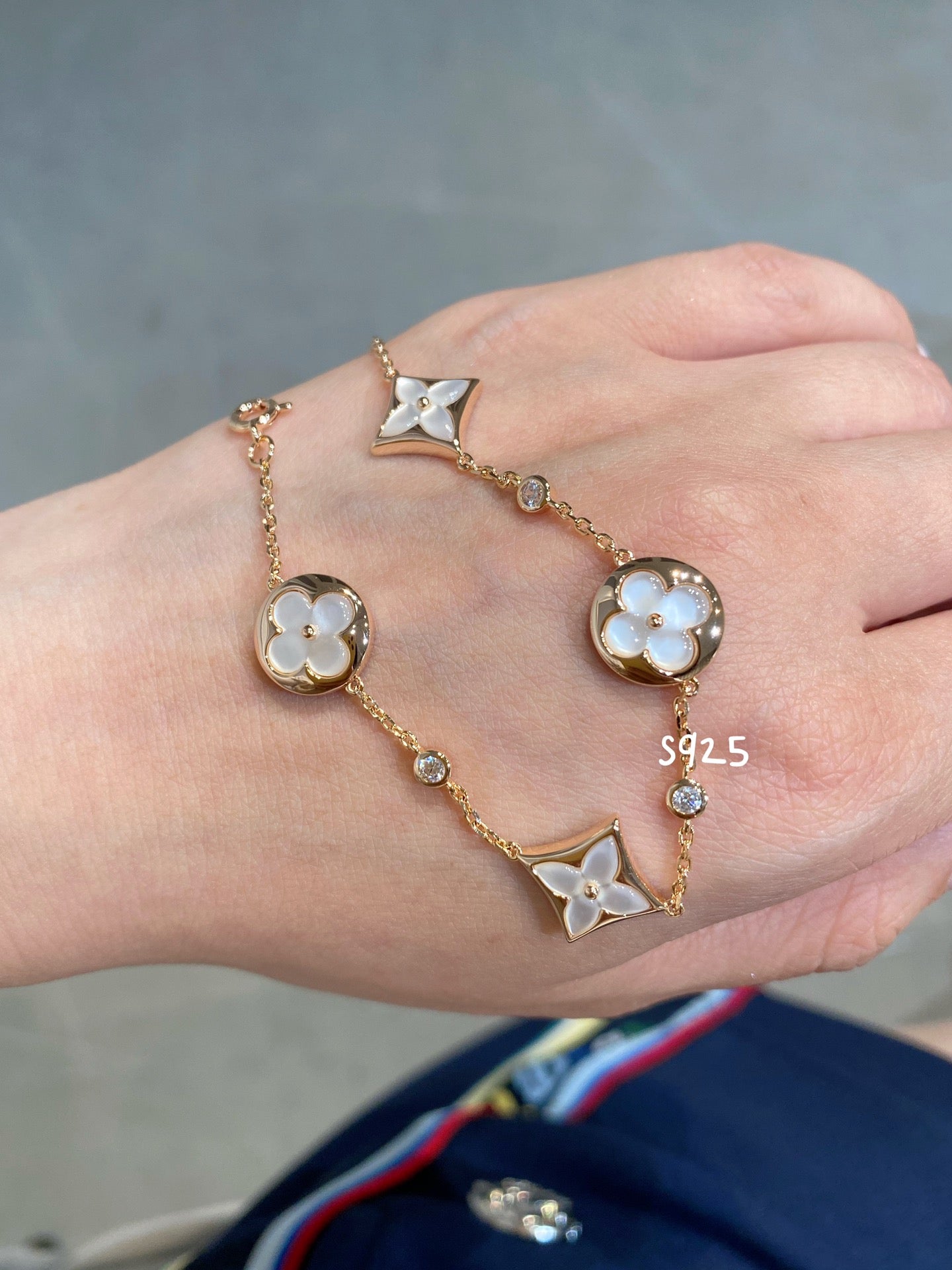 [Novalux]STAR AND SUN 4 MOTIF WHITE MOP ROSE GOLD BRACELET
