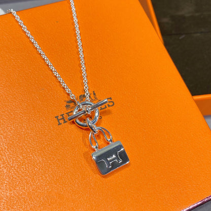 [Novalux]CONSTANCE PEDANT SILVER NECKLACE