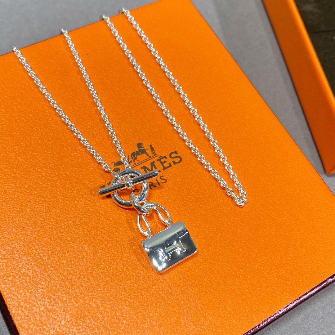 [Novalux]CONSTANCE PEDANT SILVER NECKLACE