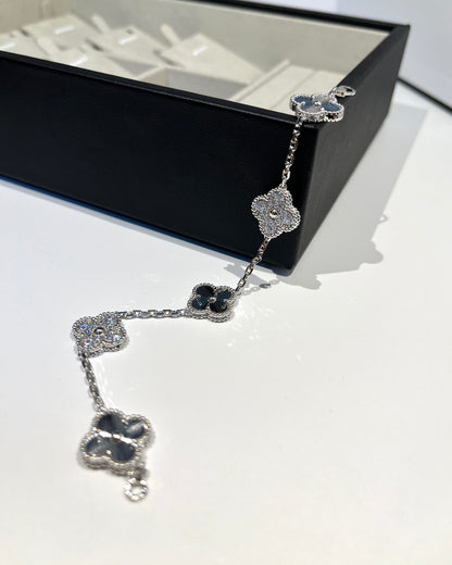 [Novalux]LUCKY CLOVER 5-MOTIF BRACELET - LASER COLLECTION