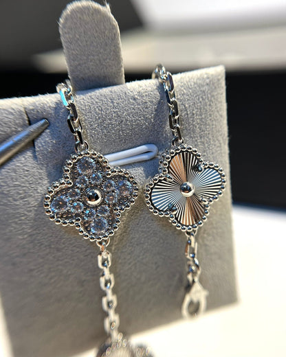 [Novalux]LUCKY CLOVER 5-MOTIF BRACELET - LASER COLLECTION