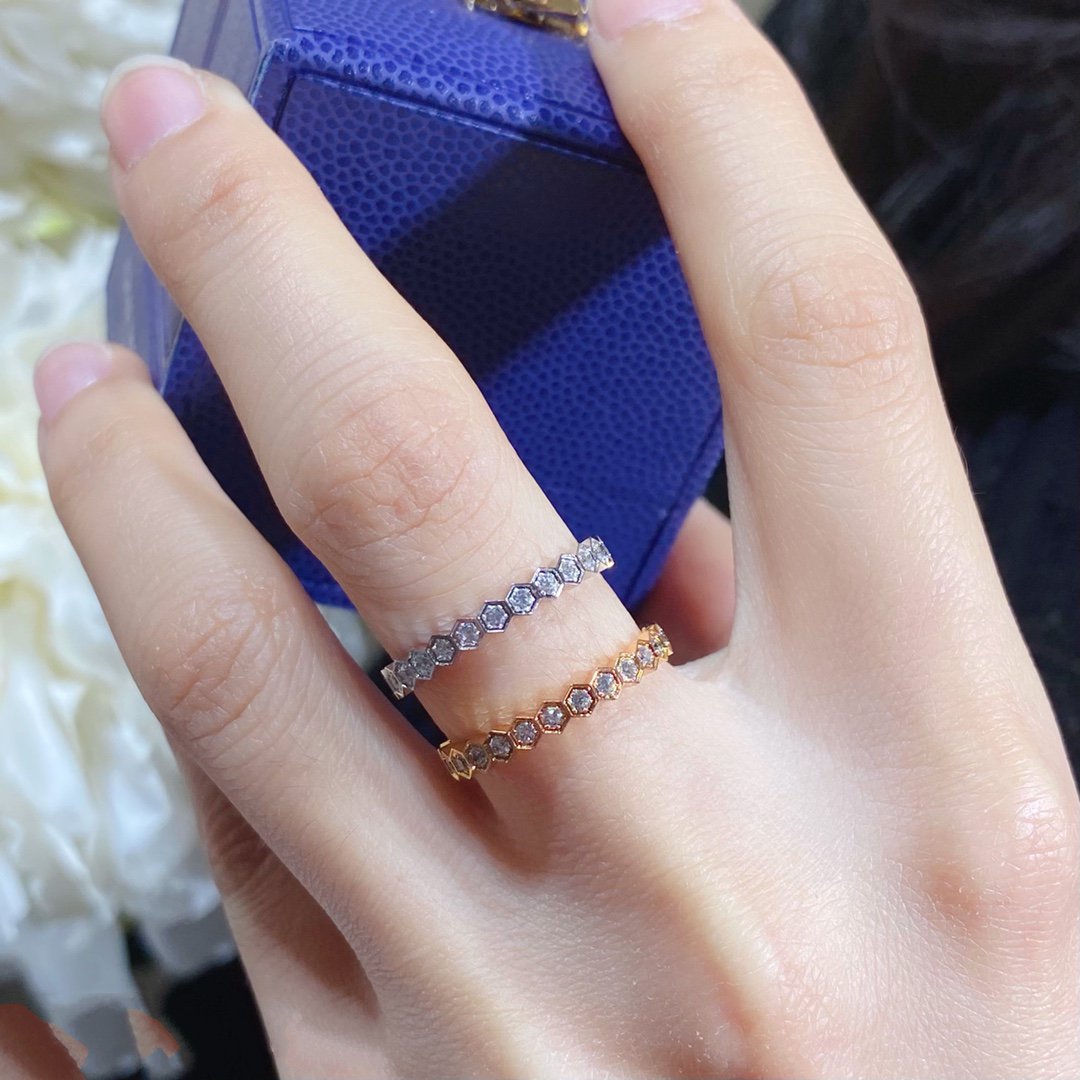 [Novalux]BEE LOVE DIAMOND PAVED SMALL RING