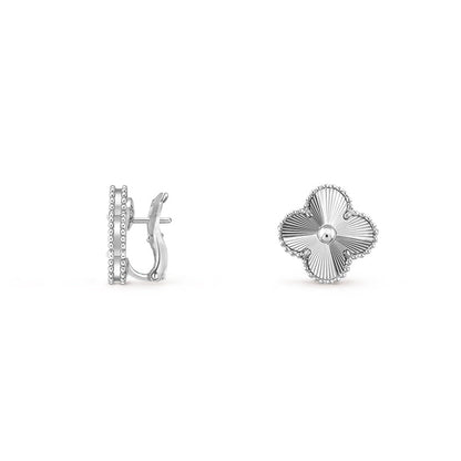 [Novalux]15MM CLOVER FLOWER STUD EARRINGS WHITE GOLD COLLECTION