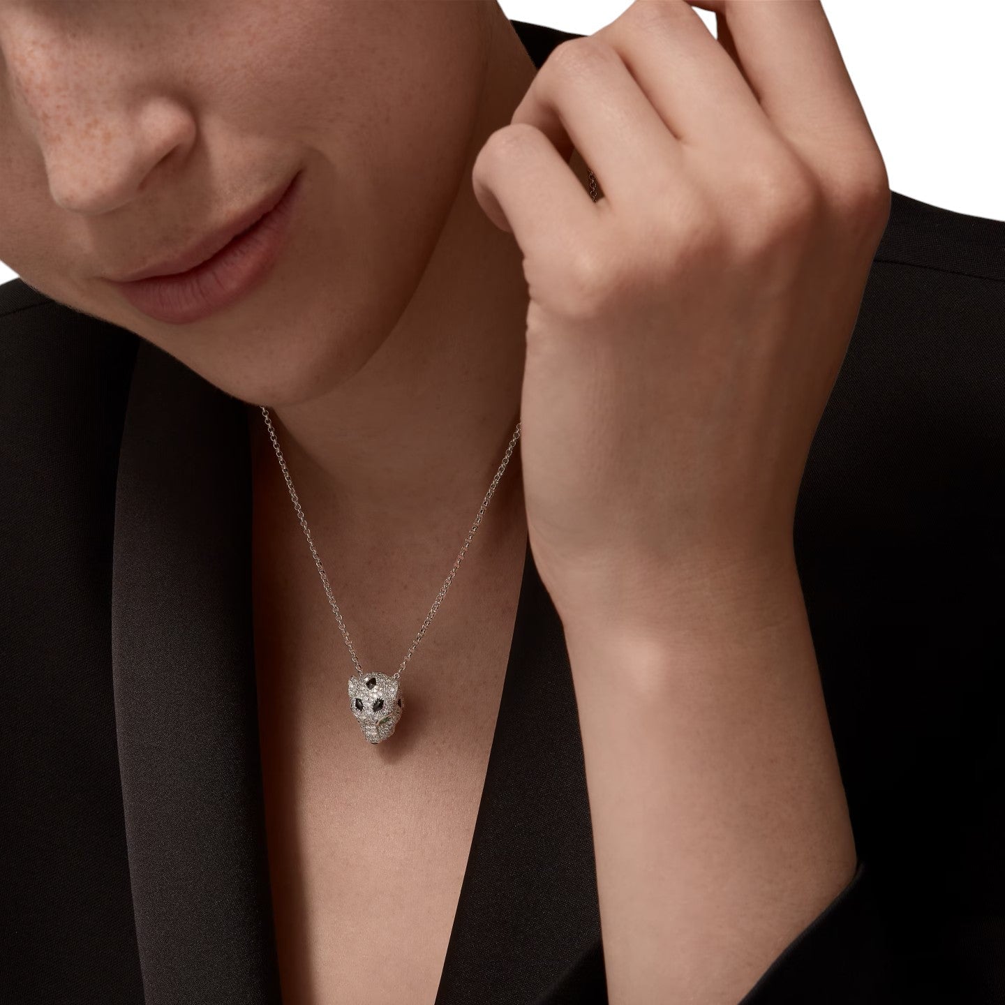 [Novalux]LEOPARD HEAD FULL PAVÉ DIAMOND PENDANT NECKLACE