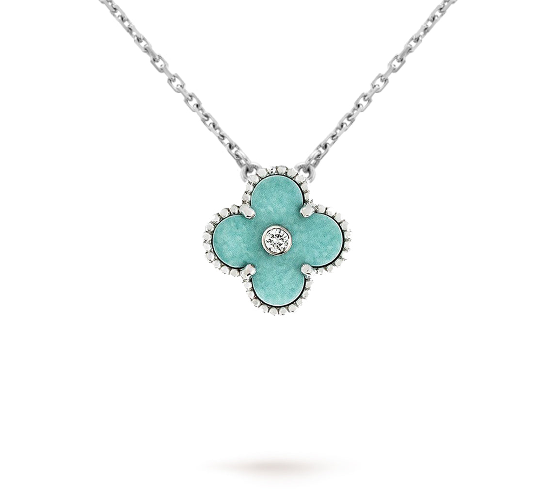 [Novalux]LIMITED EDITION CHRISTMAS CLOVER FLOWER NECKLACE - 15MM ANNUAL COLLECTIBLE PENDANT
